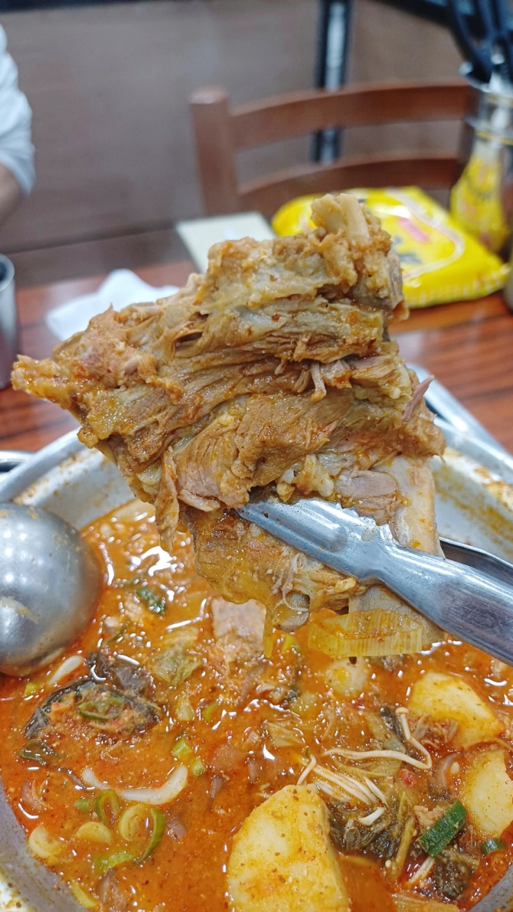  라면과 볶음밥까지 먹고 온 기흥 하갈동 감자탕 맛집 용수본감자탕