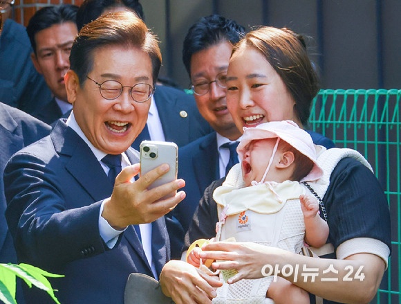 사전<b>투표 인증</b> • <b>투표</b>해야하는 이유 • 김문수 이재명 박근혜... 