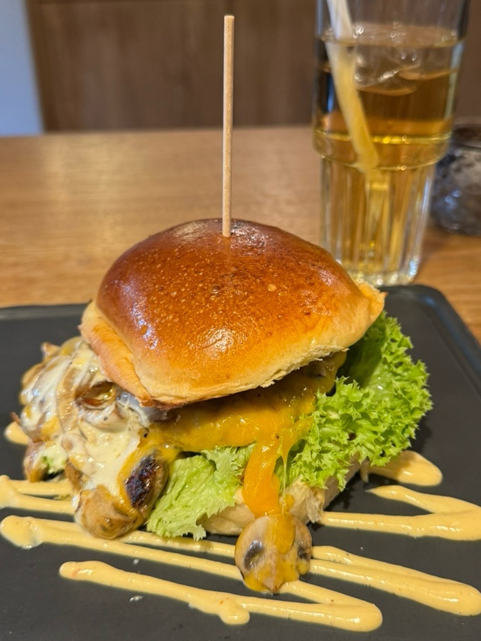  독일 함부르크 맛집 | 인생버거집 발견, 3대 수제버거 Dulf’s Burger/ 한식당 Seoul 1988