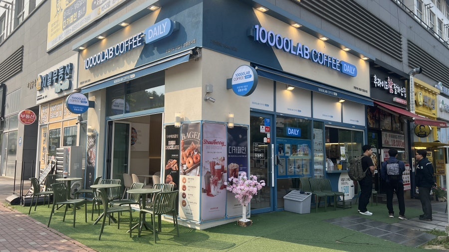 만랩커피 영종운서점 사진 2