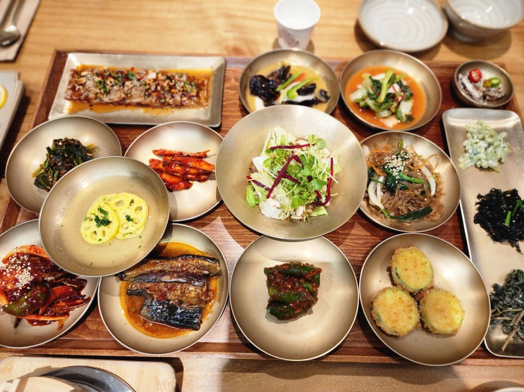  동탄 한정식맛집 다양한 룸이 있는 들밥차반 신동탄반월점