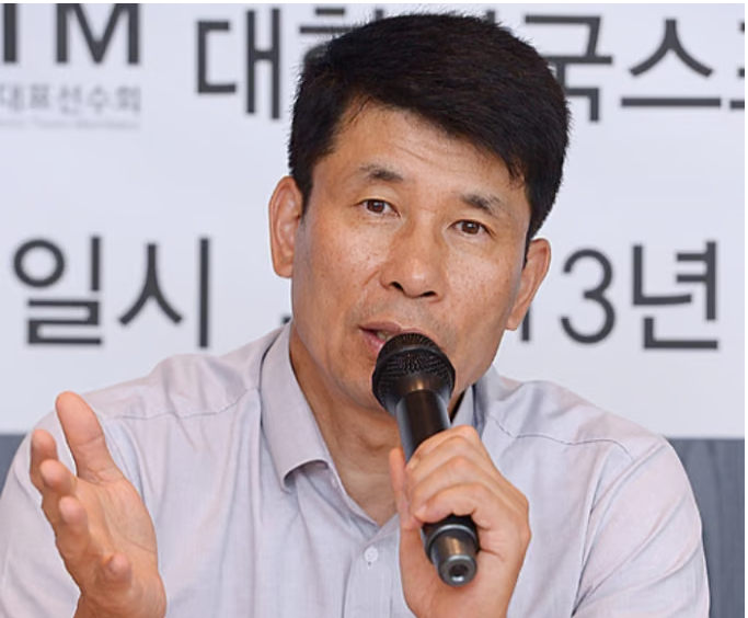 韓 <b>남자배구</b> 레전드 '돌고래 스파이커' <b>장윤창</b> 선수 <b>별세</b>... 