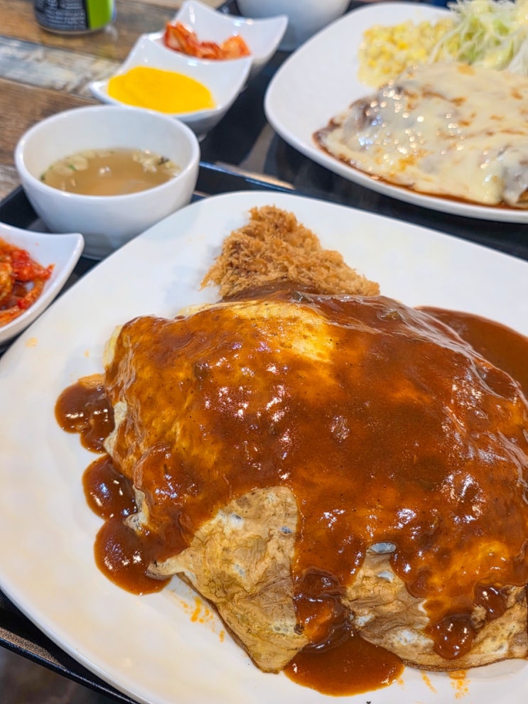  리코카츠 치즈추가 오므라이스 내돈내산 후기