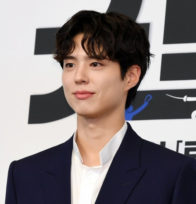  박보검 부상으로 촬영 중단…“중간에 욕심 부렸다가 한 달 반 만에 회복” ('굿보이' 근황)