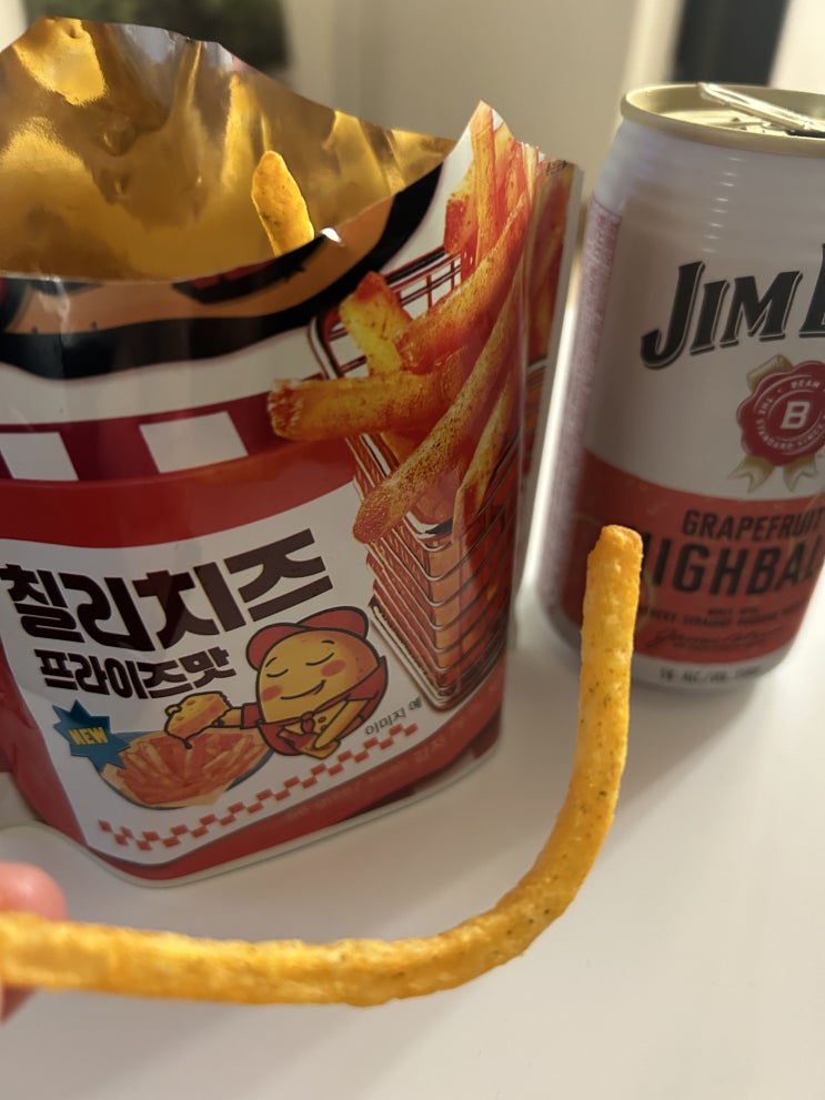  오리온 신상 감자과자 <눈을감자 칠리치즈프라이즈맛> 후기