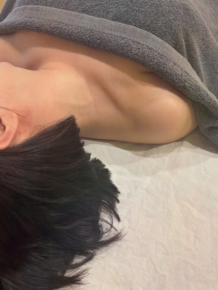  꽃피다 에스테틱 대전본점, 대전 피부관리로 특별한 경험 찾기