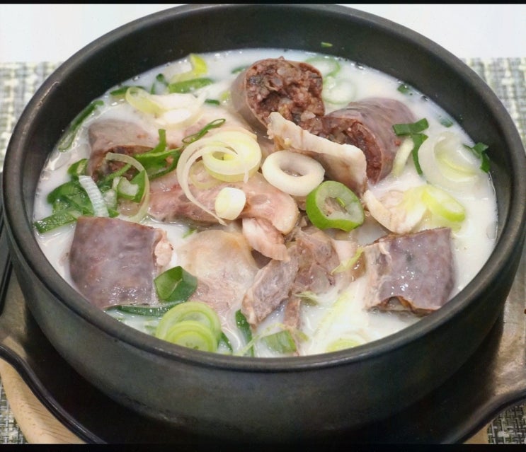  본가 할매순대국 서현점, 서현 해장하기 좋은곳으로 푸짐하게 한끼