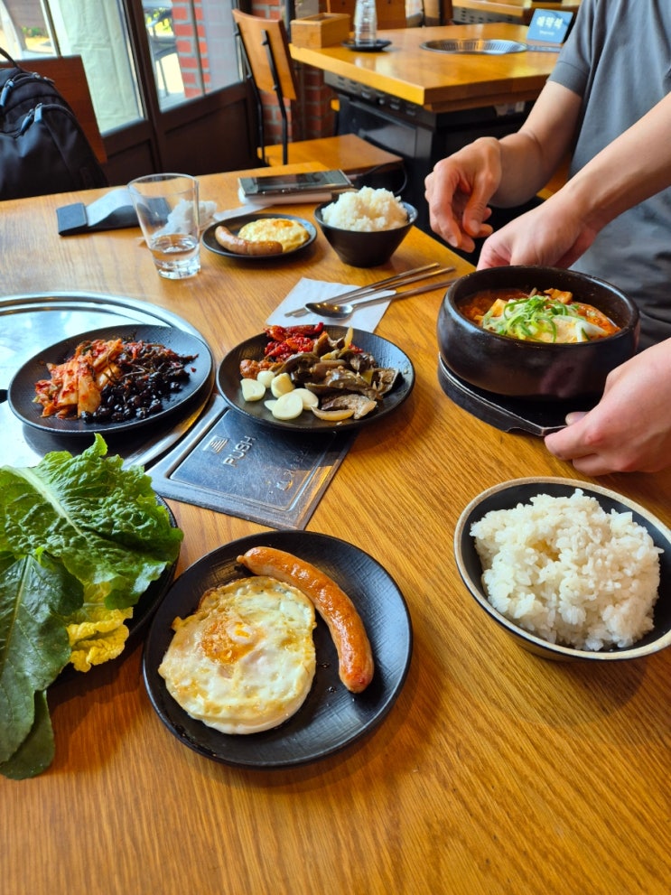  꽃길 따라 도착한 상하농원, 된장찌개부터 샤브샤브까지 깊은 맛의 하루