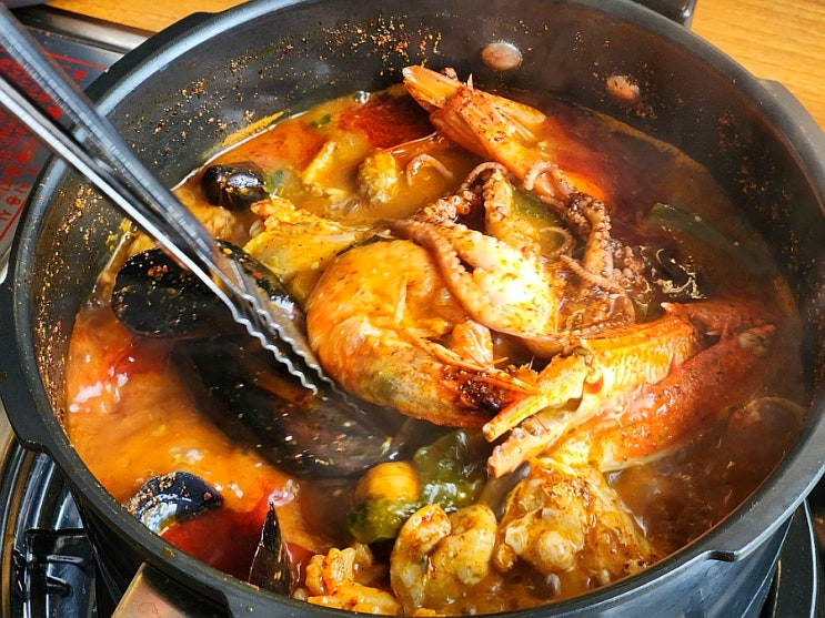 해물낙지감자탕 푸짐했던 잠실감자탕 맛집 뼈고다 해물낙지감자탕 푸짐했던 잠실감자탕 맛집 뼈고다