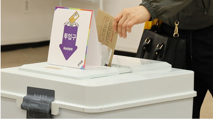  대치동 중복투표 자작극·선관위 침입에 황교안 가처분까지…부정선거 음모론 끝은 어디?