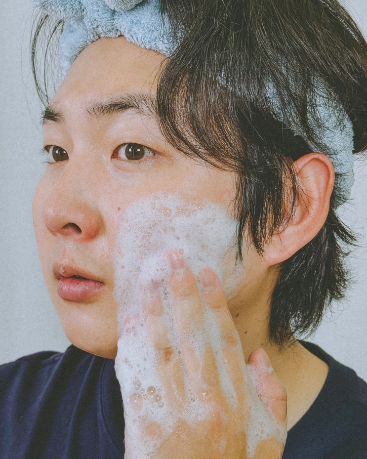  끈적한 여름, 민감성피부도 걱정 없는 리얼베리어 저자극 딥클렌징 젤 추천