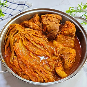 돼지고기 사태 김치찜 돼지 사태요리 압력솥 묵은지 김치찜 레시피
