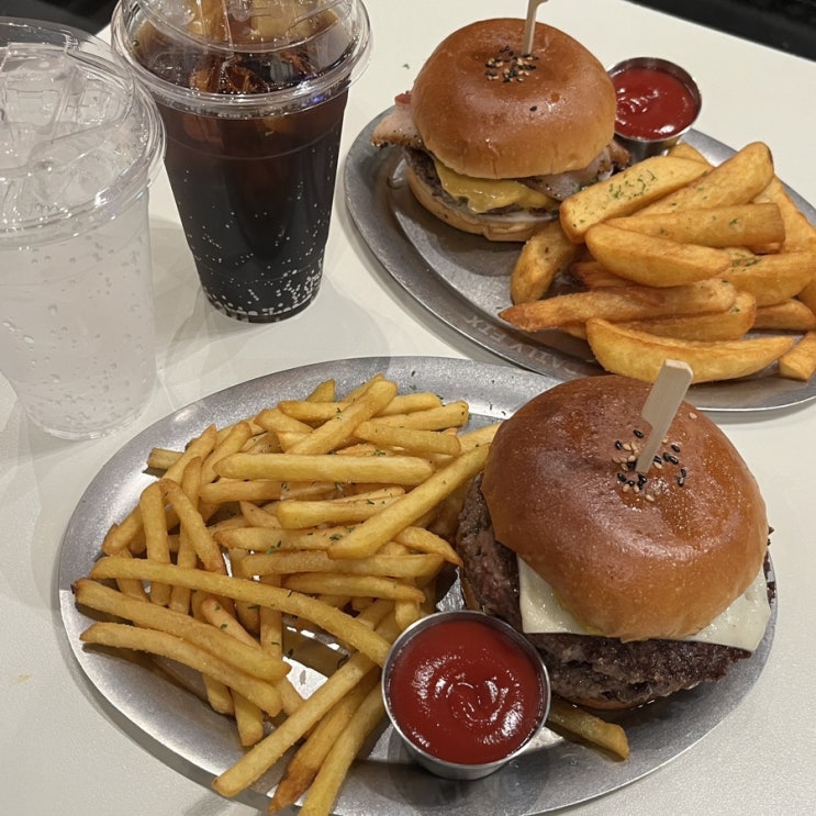  강남역 데이트 햄버거 맛집 데일리픽스