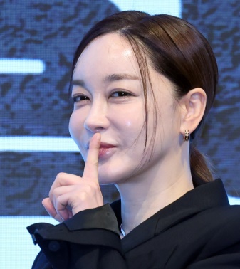 배우 <b>김혜은</b> 프로필 정보 <b>유시민</b> 작가 발언 <b>저격 논란</b> 학력 대학... 