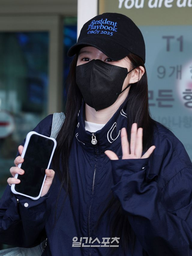  고윤정, 마스크 뚫고 나오는 미모…‘언슬전’ 포상휴가 출국
