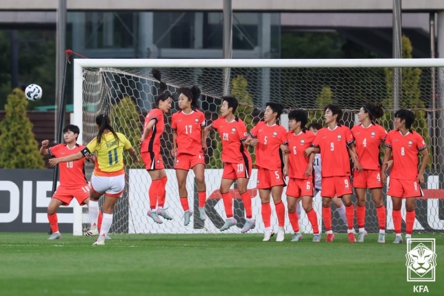 감독 <b>콜롬비아전</b>' 첫 홈 A매치, 패배했지만…한국 <b>여자축구</b>의... 