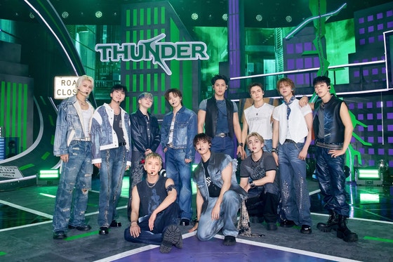 SEVENTEEN、バラエティと音楽番組を同時席巻…自主制作コンテンツも「急上昇」の快進撃