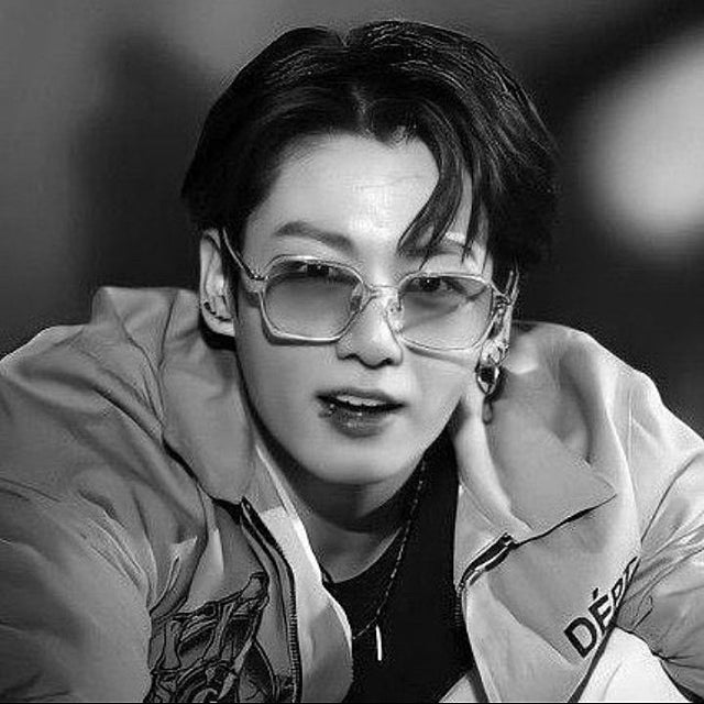 News image: GOLDEN Hits 550 Days on Apple Music’s Worldwide Chart — Jungkook’s Reign Continues!