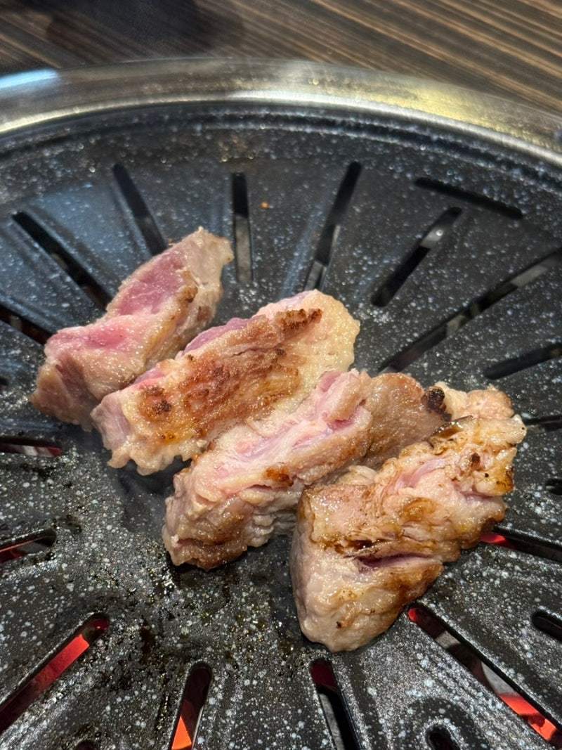 청주 율량동 삼겹살 맛집 철이네꽃삼겹