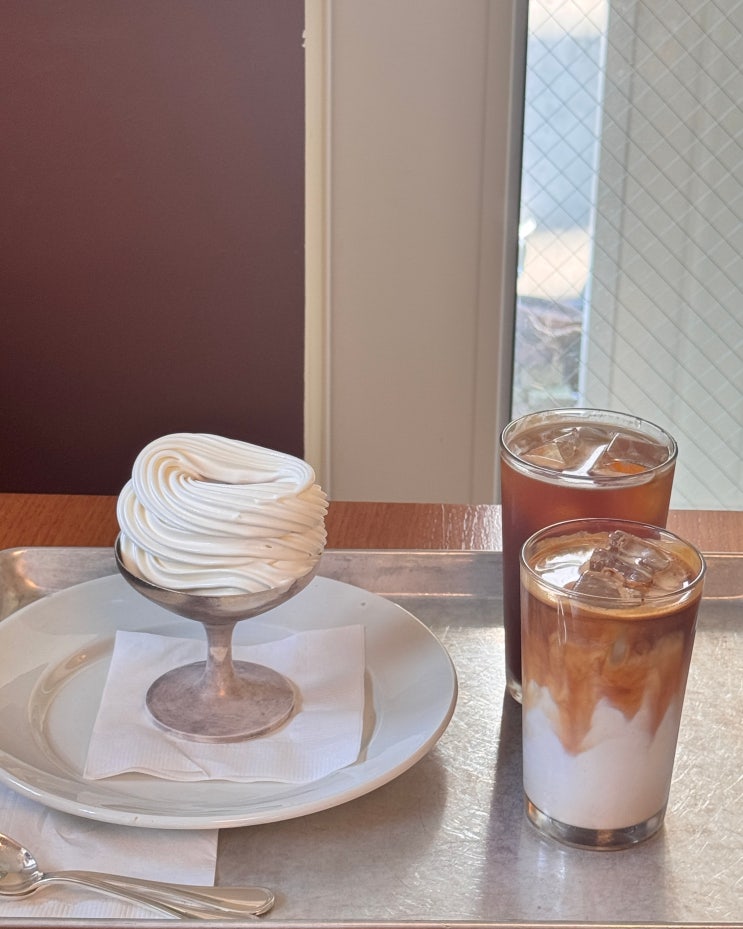  서울 연희동 카페 마 분위기 좋은 디저트 맛집 추천(Cafe maa)