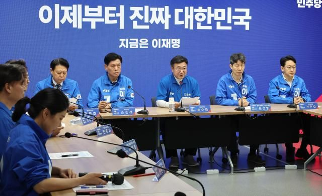  민주, '리박스쿨' 댓글조작 의혹 정조준…"댓글내란 즉각 수사해야"