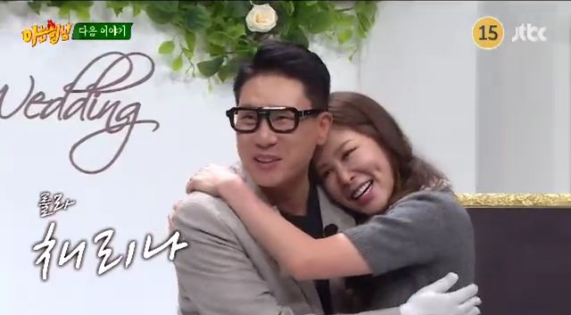  이상민, ‘아는 형님’서 결혼 피로연…강호동→서장훈 축가 감동