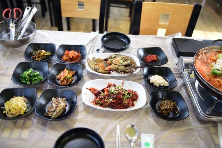  태안 몽산포 맛집 꽃지꽃게집 안면도 게장 게국지맛집