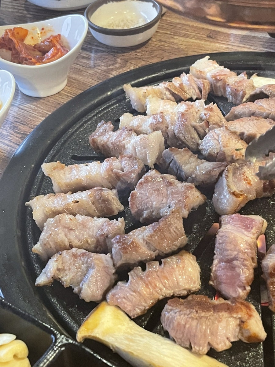 돈삼오왕소금구이 칠곡점 사진 5