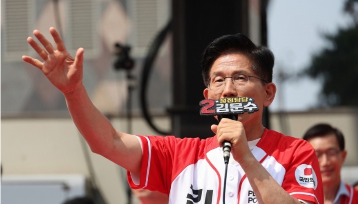  김문수, 유세 중 이건희 딸 사망 언급…남의 아픈 가정사로 표심 자극?