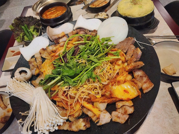  오복솥뚜껑 연수구청점, 연수동냉삼맛집에서 만나는 고기 매력