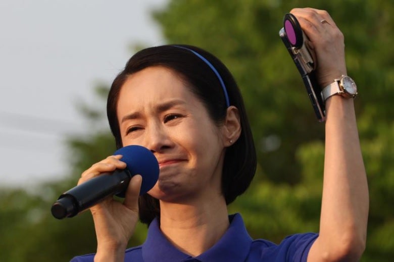 이재명 후보 공개 지지한 김가연, 악플 박제하며 강경 대응
