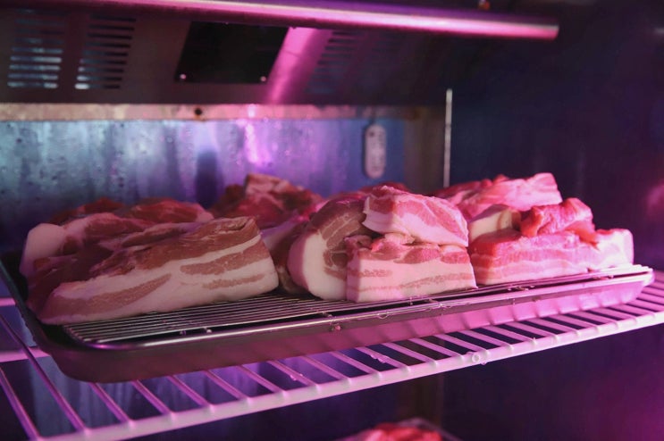  서귀포 올레시장 근처 맛집, 먹고정 서귀포올레시장본점에서 먹는 흑돼지의 매력