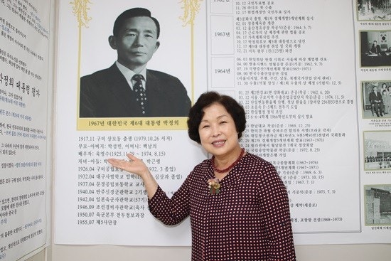 극우성향 ‘<b>리박스쿨</b>’의 초등 <b>늘봄학교</b> 진출 논란