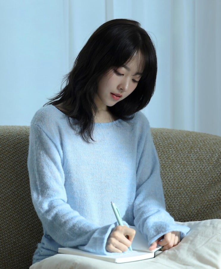 <b>박보영</b>, 7년 만의 <b>해외 팬미팅</b> 투어 잠정 <b>연기</b>…소속사... 