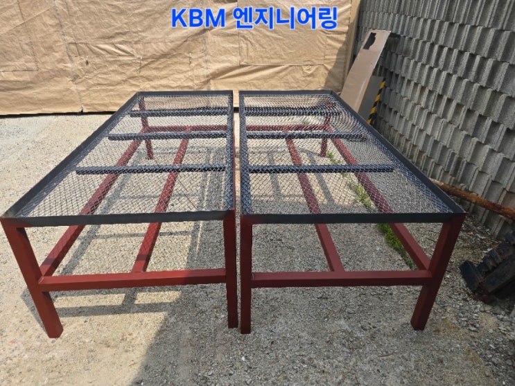  창고각파이프선반     공장선반 각파이프중량물선반 철제작업선반제작