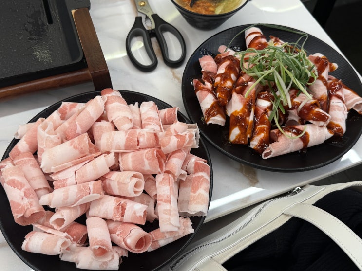  고품격대패직영점 | 왕십리 고기집 새벽2시까지 영업