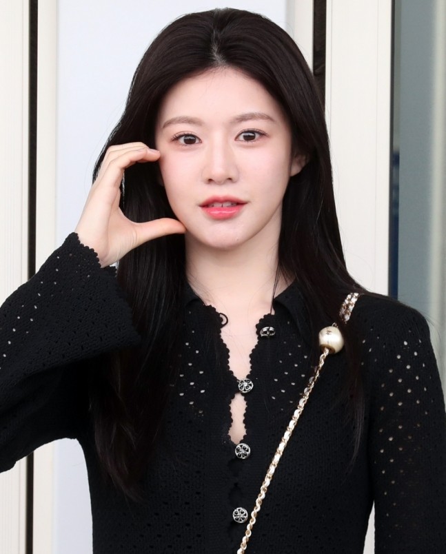  배우 고윤정, 포상휴가 중 ‘도둑’을 만났다? 정체는 바로…