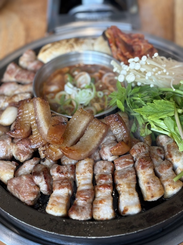  포항 두호동맛집 영일대고기집 영일육