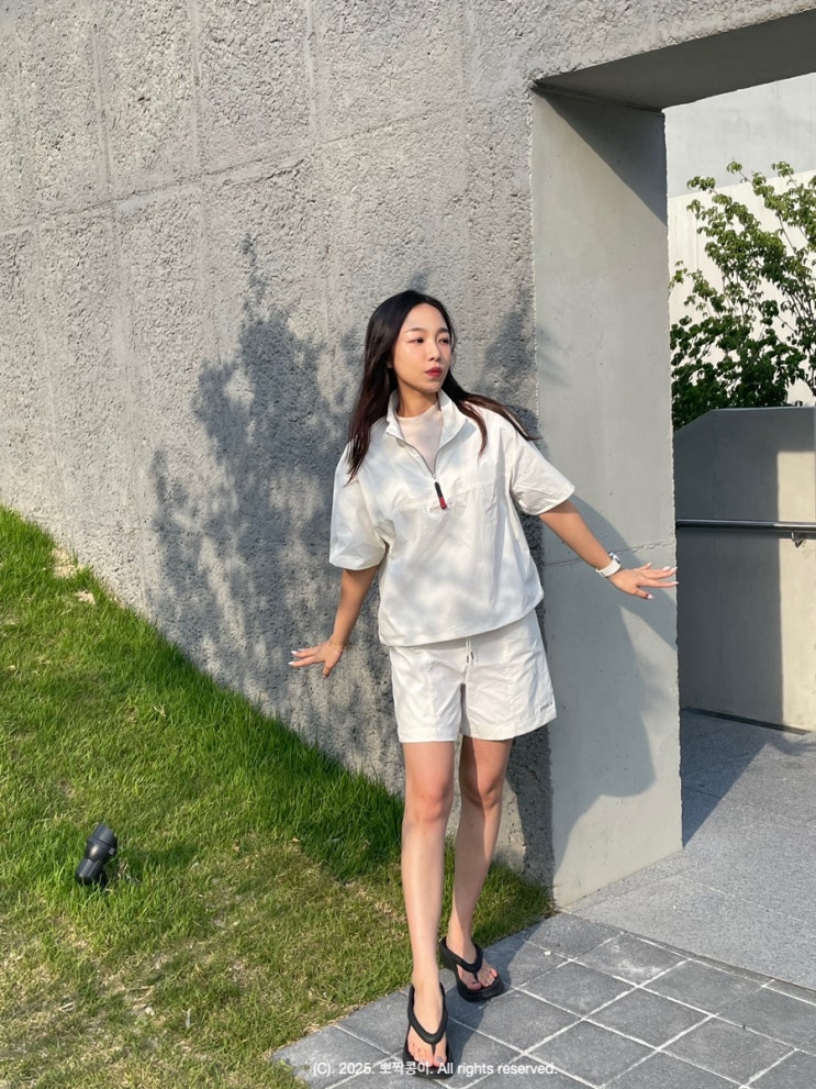  스파이더 에어리피스테 시원한 아노락 우븐 소재 셋업 여름코디