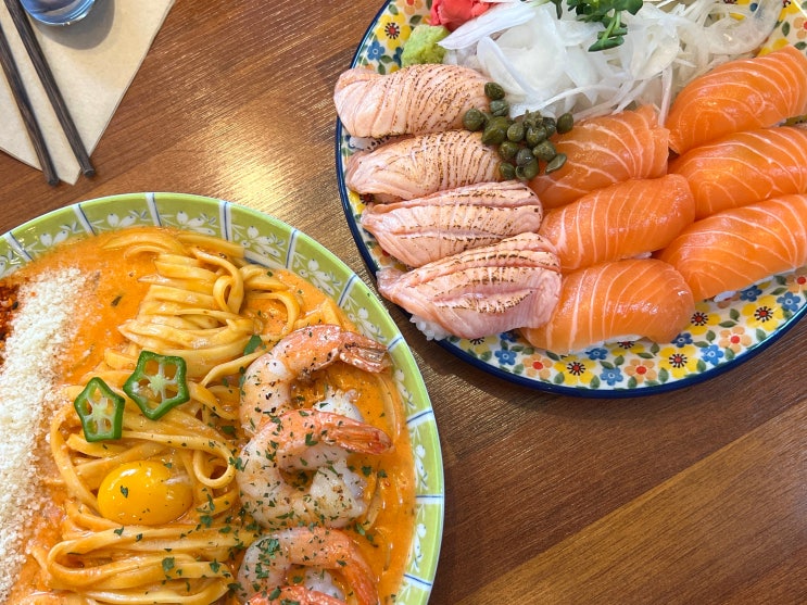  연남동 일식 맛집 연어초밥 로이로이 연남본점