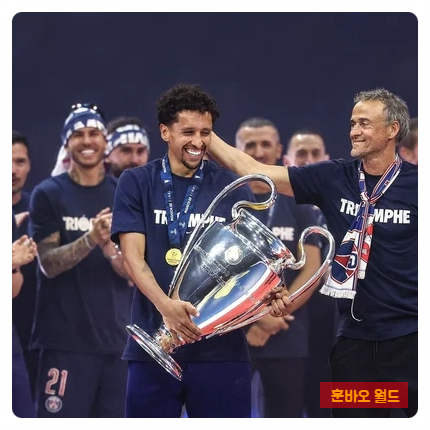 <b>이강인 이적설</b> 속 등장! UCL 우승 축하 카퍼레이드서 눈길…PSG... 
