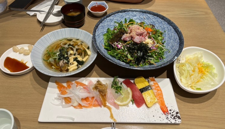  광교 갤러리아 맛집 회전 초밥집 본가스시 갤러리아백화점 광교점 후기