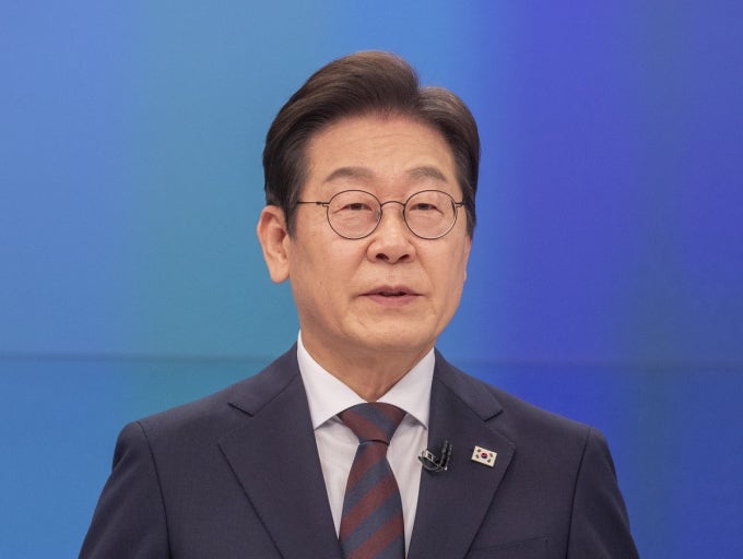 제<b>21대 대선</b> 민주당 <b>이재명</b> 후보 <b>당선</b>의 시사점