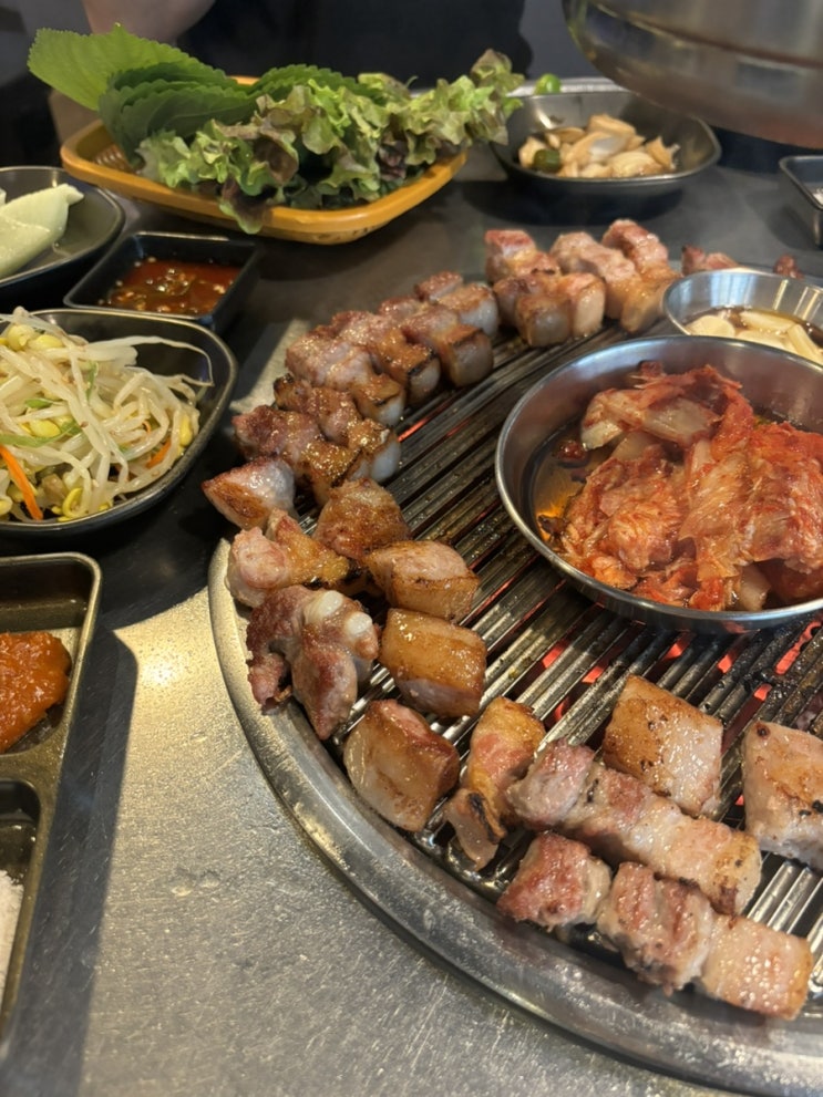  송파구맛집 문정동 항정살 삼겹살 먹기 좋은 인생돼지송파본점