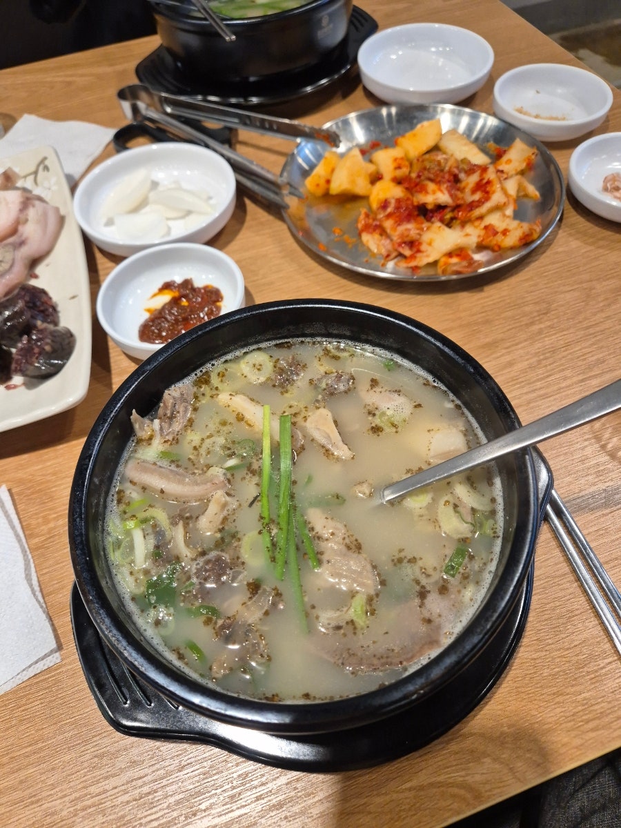 증평토백이순대국 사진 1