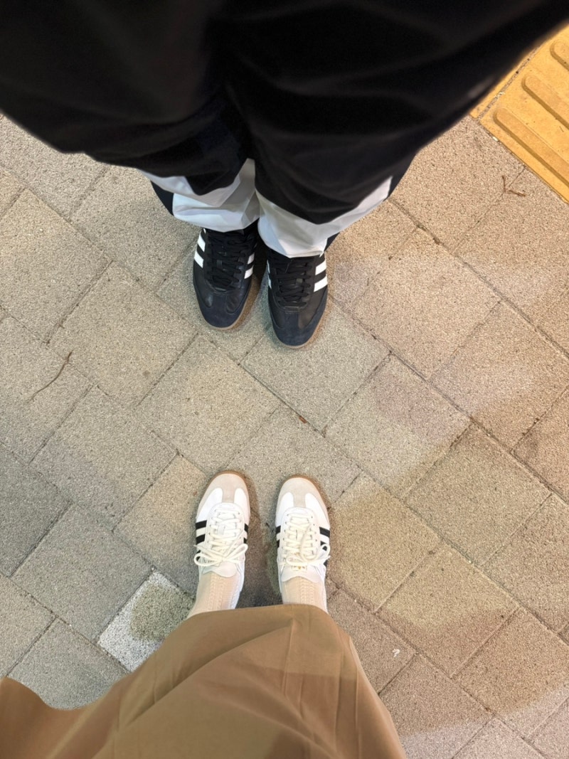 아디다스 삼바 데콘 화이트 블랙 실착 후기 사이즈 팁
