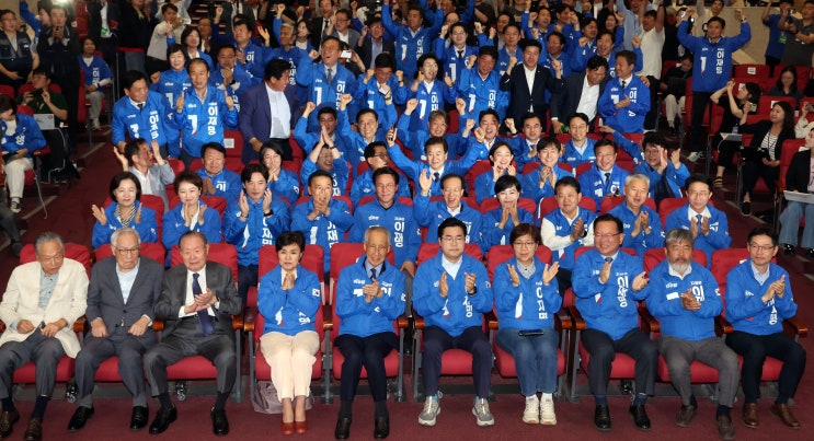 제21대 대선 <b>출구조사</b> 결과 공개! <b>이재명 후보</b> 과반 승리 예측