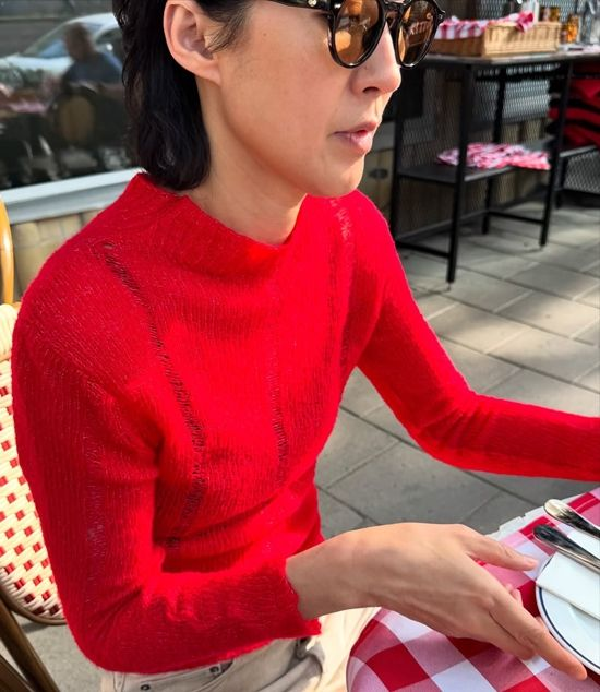  카리나·빈지노 이어 홍진경까지…빨간 옷 사진에 '정치색 논란' [엑's 이슈]