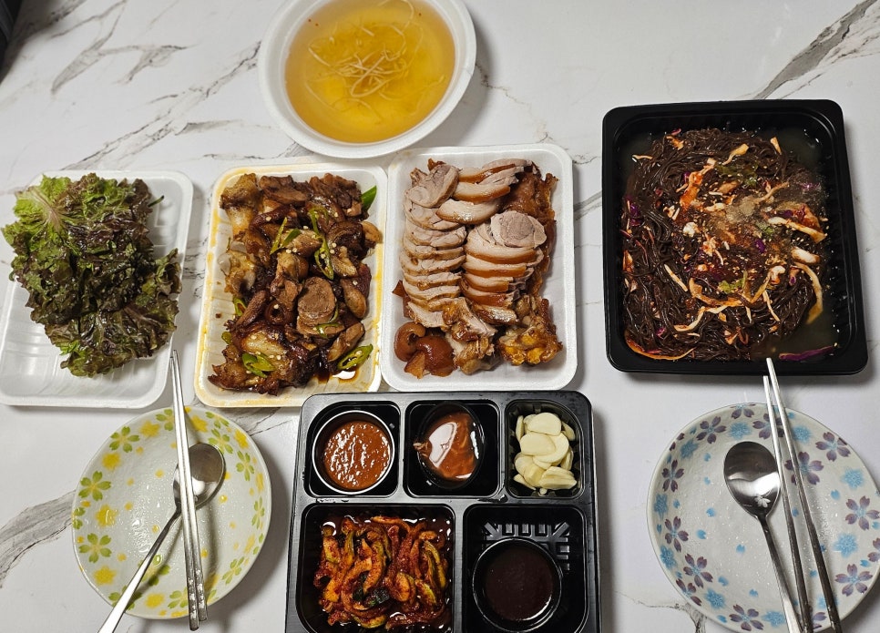 촌놈족발 사진 3