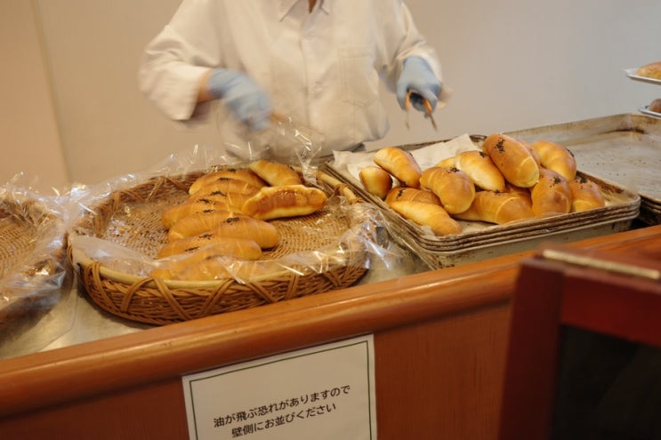  도쿄 소금빵 원조 맛집 아사쿠사 팡메종 웨이팅 취식 포장